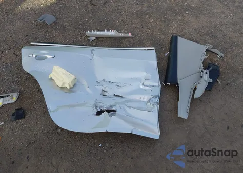 2012 Toyota Camry Hybrid Xle z USA, uszkodzony, nr VIN 4T1BD1FK4CU046211